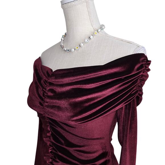 Miss Circle New Red Velvet Ruche Off shoulder Dress Maxi Dress Sz Small - Picture 3 of 9